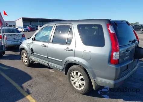 2005 Honda Cr-V Se z USA, uszkodzony, nr VIN SHSRD78915U325149